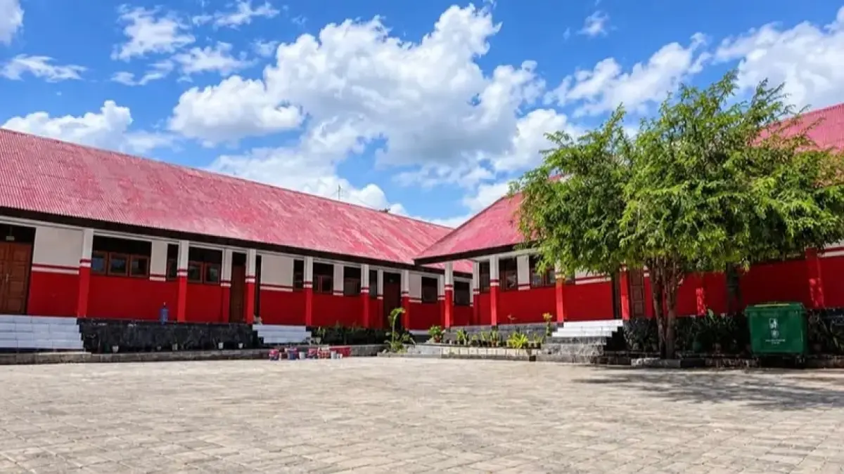 Pemerintah Revitalisasi 1.487 Sekolah di NTT Pascagempa