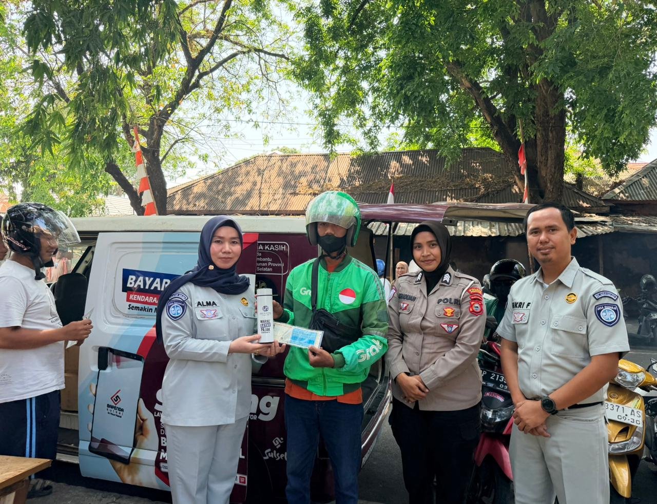 Bukan Sekadar Melayani, PT Jasa Raharja (Persero) Cabang Parepare Hadirkan Apresiasi dan Sentuhan Hati di Hari Pelanggan Nasional 2026