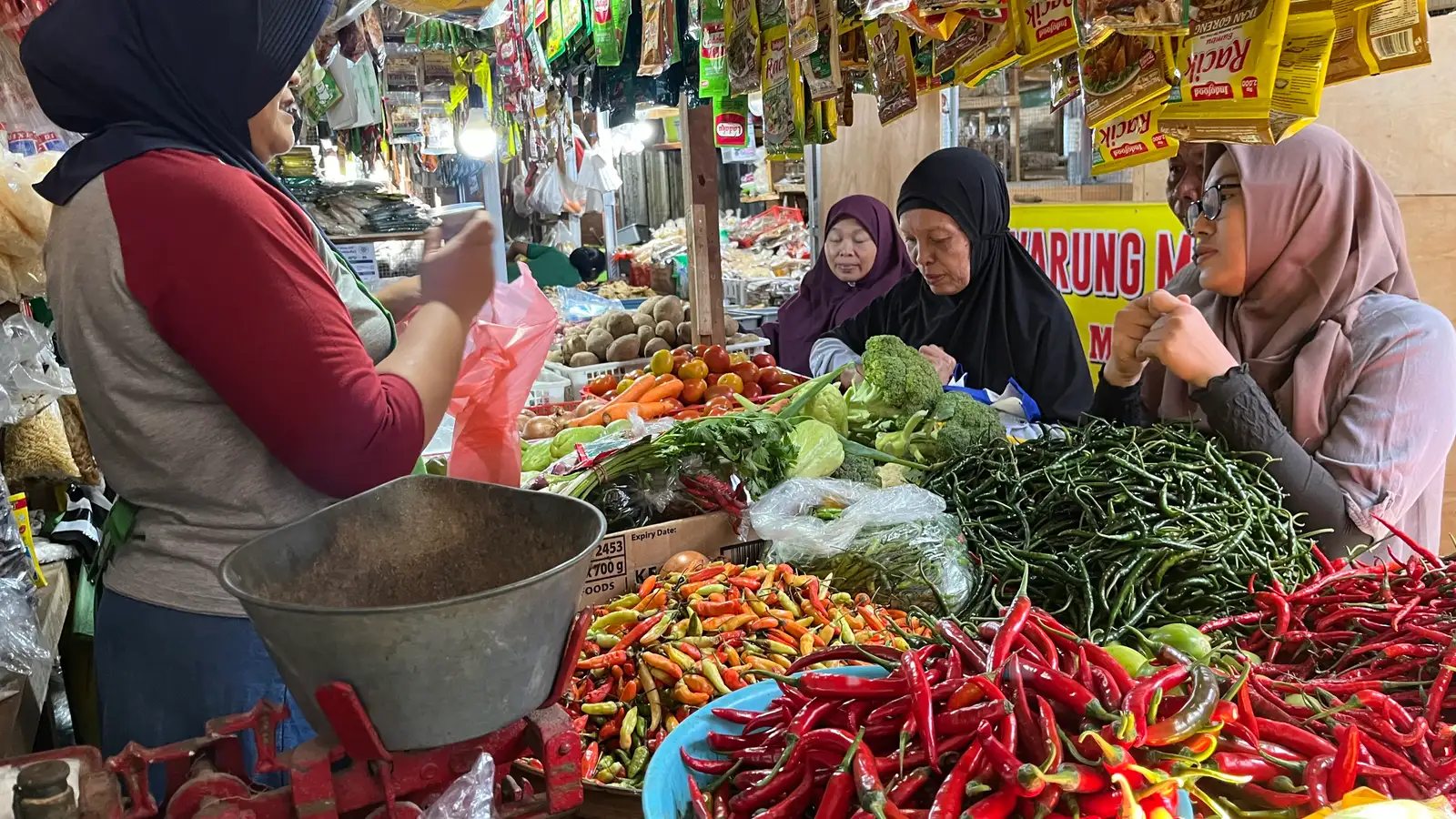 PIHPS Catat Harga Cabai Rawit Rp89.500 per Kg, Telur Ayam Rp30.200