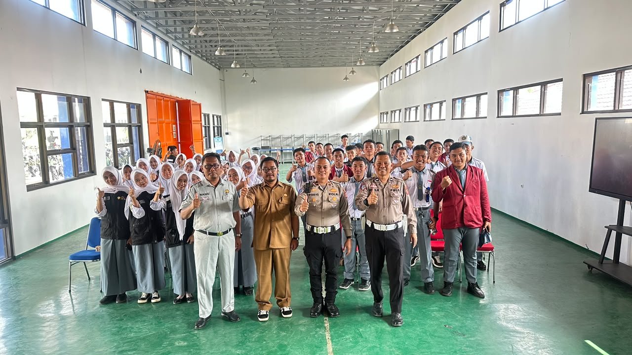 Jasa Raharja Purwakarta Bersama Polres Gelar Program Pengajar Peduli Keselamatan dan Safety Campaign di SMK