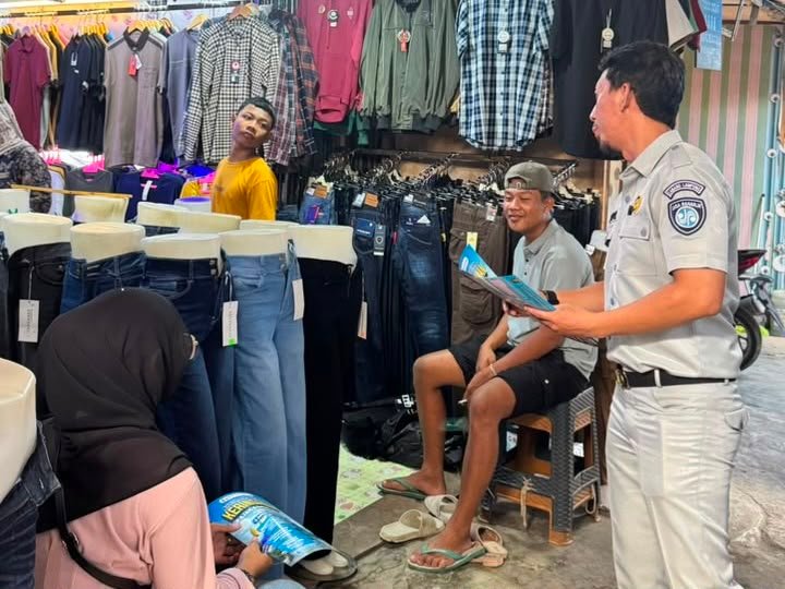 Dorong Kepatuhan Wajib Pajak, Samsat Tulang Bawang Hadir di Pasar Baru Menggala