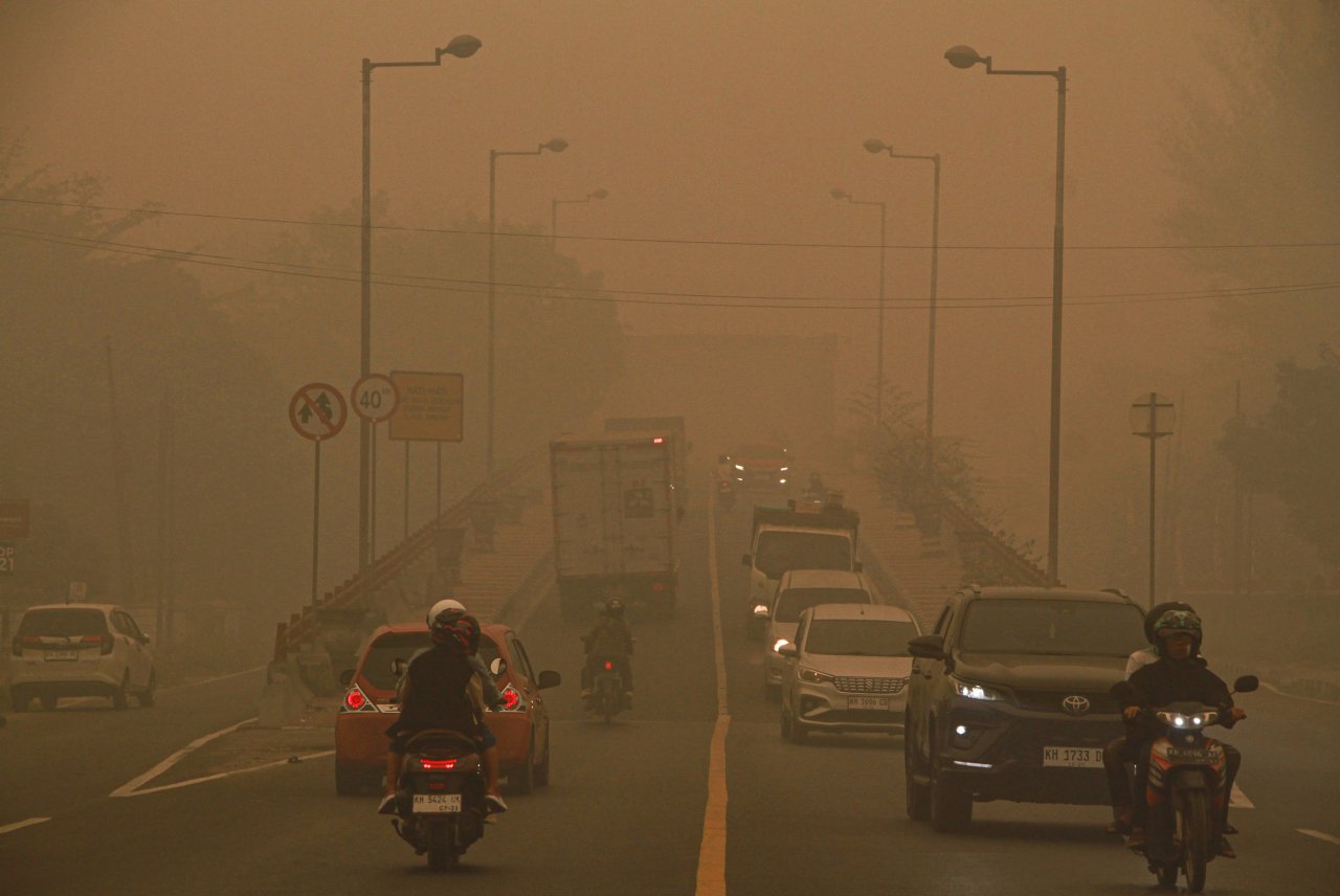 BMKG Pantau Sebaran Asap Kebakaran Hutan hingga Jakarta, Ini Imbauan bagi Warga