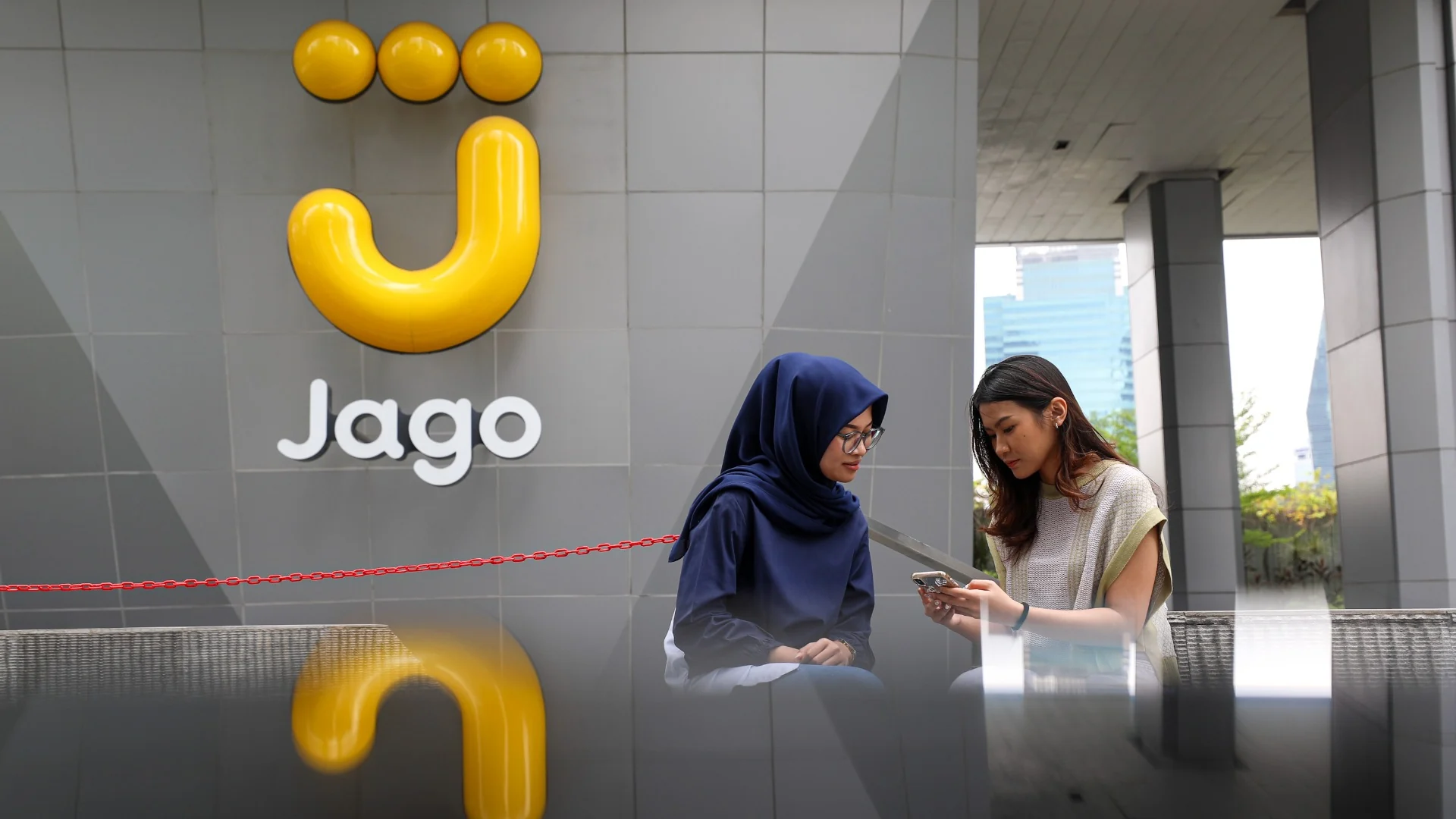 Bank Jago Raup Laba Rp298 Miliar, Jumlah Nasabah Tembus 19 Juta pada September 2026