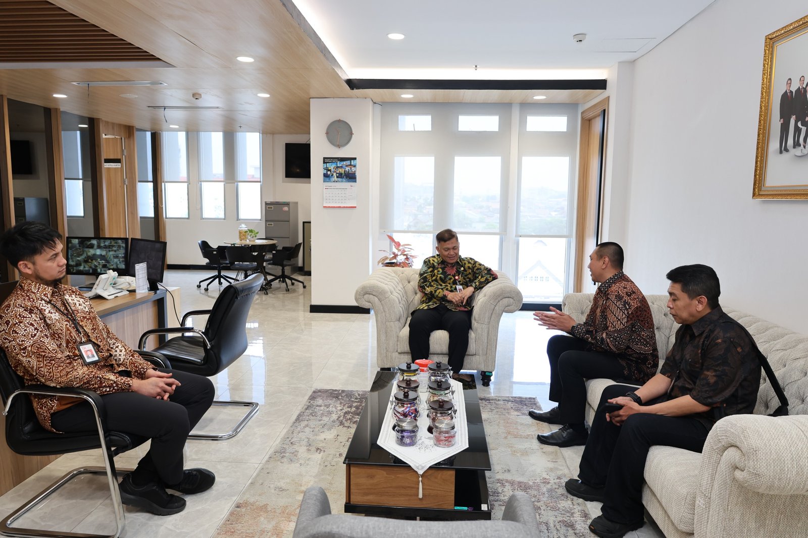 Jasa Raharja dan OJK DIY Sinergikan Edukasi Keselamatan Berlalu Lintas dan Inklusi Keuangan