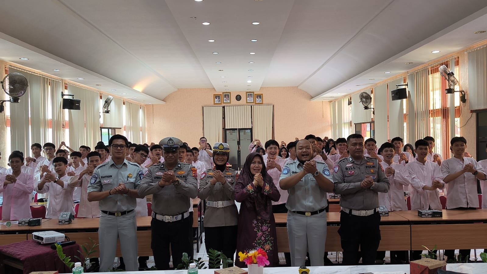 Jasa Raharja Sumbar Edukasi Siswa SMKN 2 Bukittinggi tentang Keselamatan Transportasi