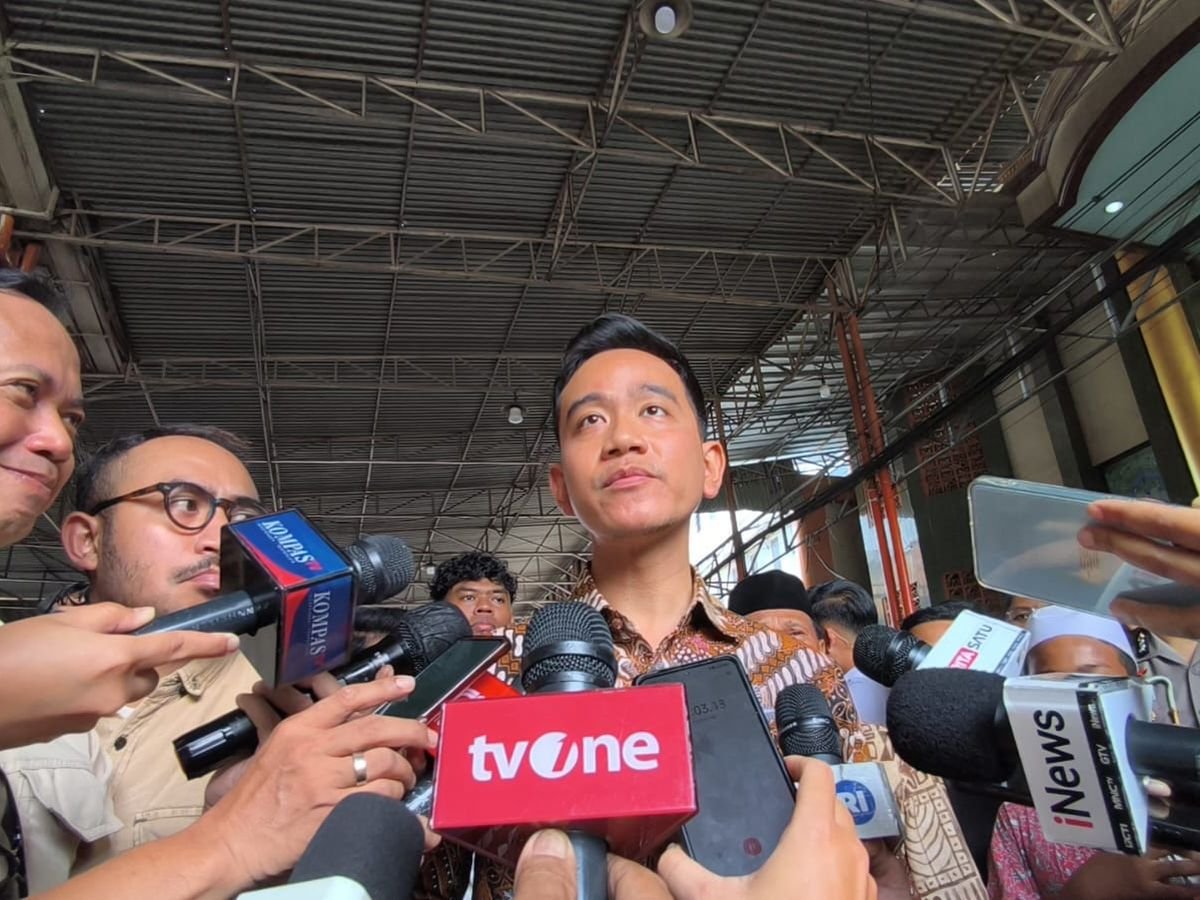 Gibran Siap Buka Dokumen Pendidikan dalam Sidang PTUN, Sayangkan Gugatan Dicabut